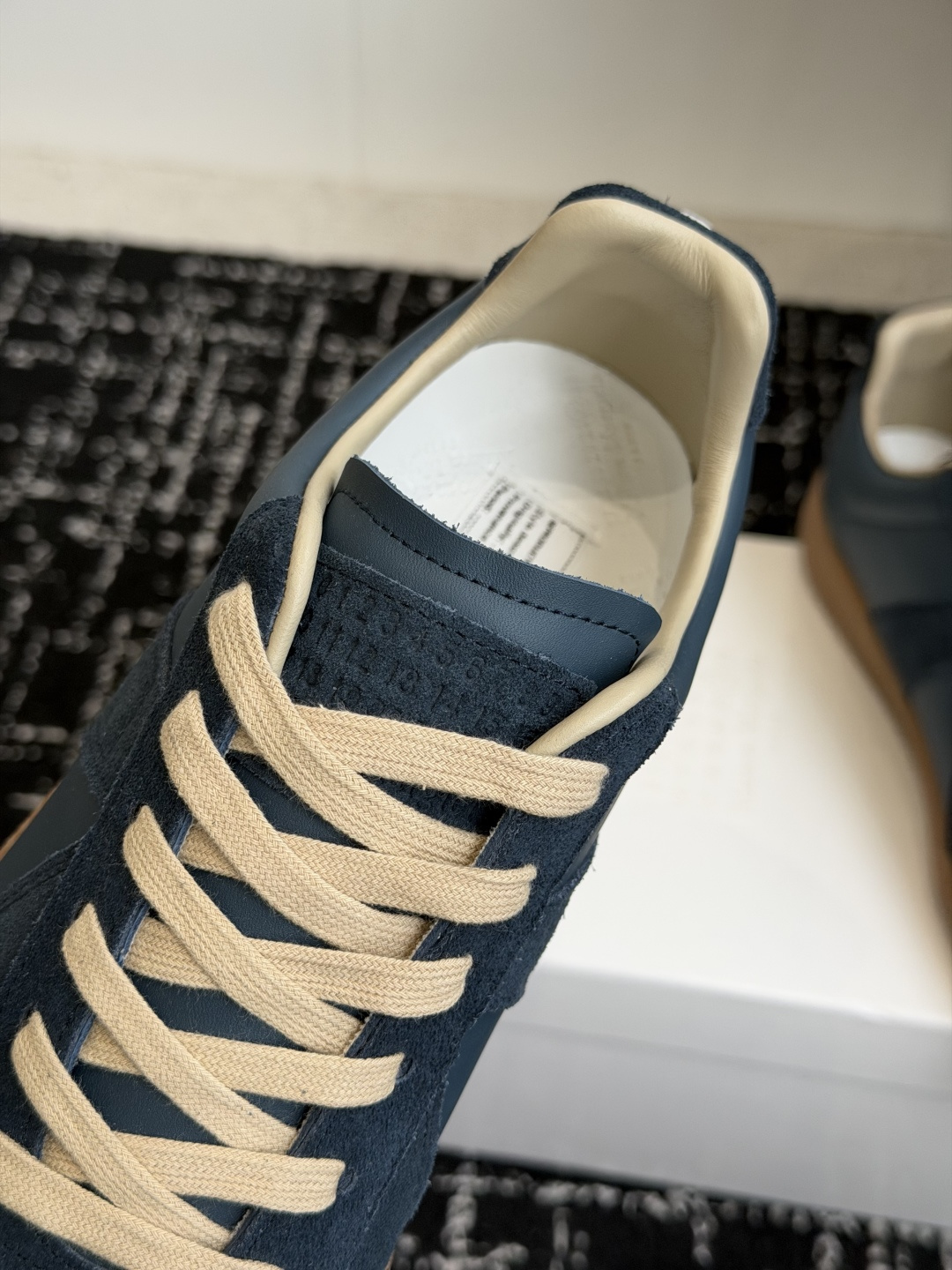 代购级MaisonMargiela MM6 马吉拉 26新色 情侣款  德训鞋 休闲 运动鞋原版购入开发