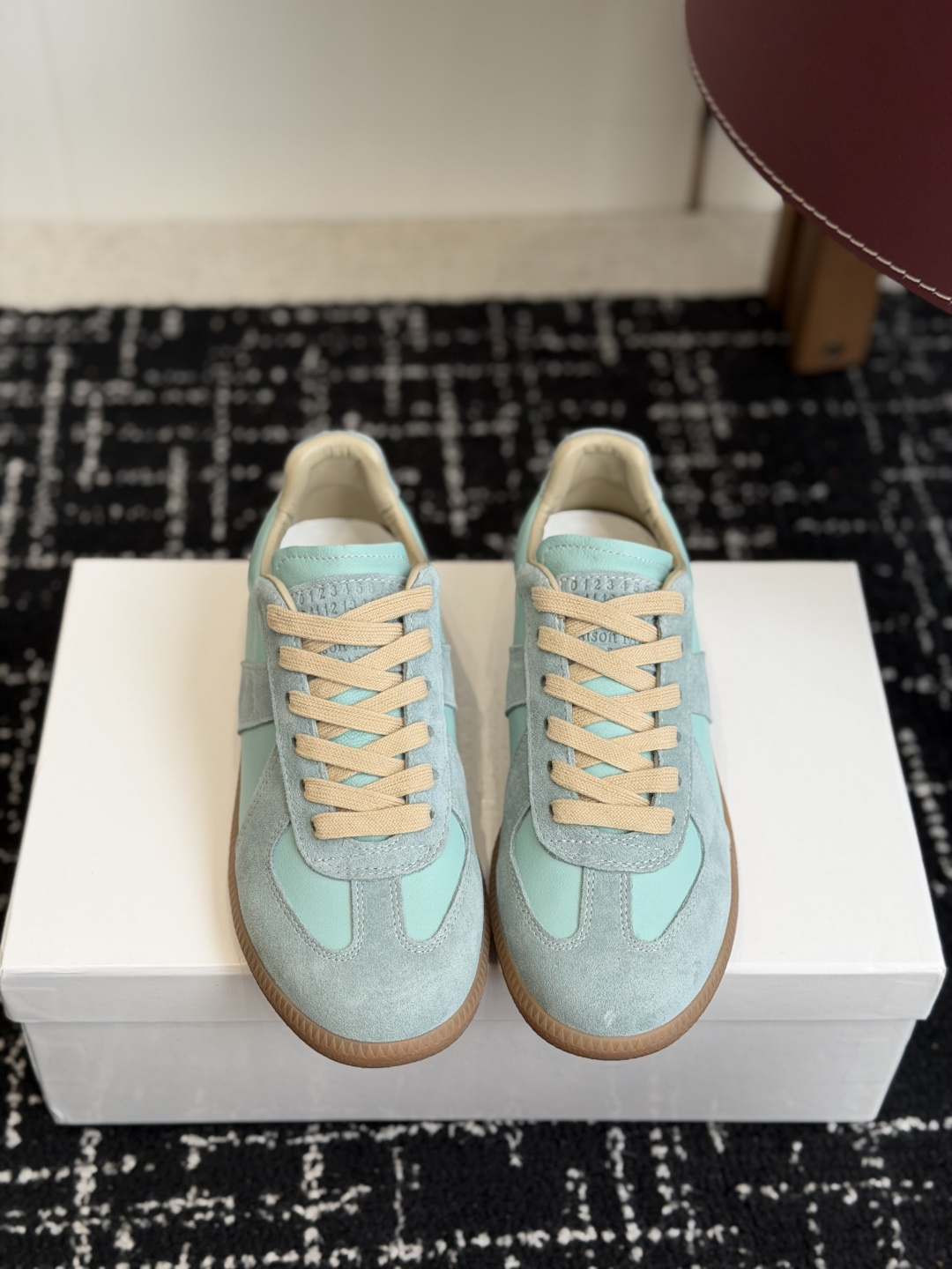 代购级MaisonMargiela MM6 马吉拉 26新色 情侣款  德训鞋 休闲 运动鞋原版购入开发