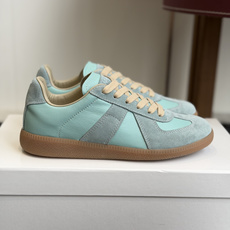 代购级MaisonMargiela MM6 马吉拉 26新色 情侣款 德训鞋 休闲 运动鞋原版购入开发 代购级MaisonMargiela MM6 马吉拉 26新色 情侣款 德训鞋 休闲 运动鞋原版购入开发