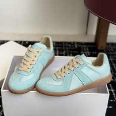 代购级MaisonMargiela MM6 马吉拉 26新色 情侣款 德训鞋 休闲 运动鞋原版购入开发 代购级MaisonMargiela MM6 马吉拉 26新色 情侣款 德训鞋 休闲 运动鞋原版购入开发