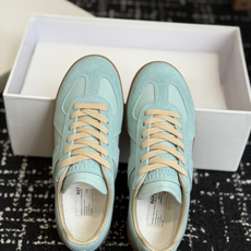 代购级MaisonMargiela MM6 马吉拉 26新色 情侣款 德训鞋 休闲 运动鞋原版购入开发 代购级MaisonMargiela MM6 马吉拉 26新色 情侣款 德训鞋 休闲 运动鞋原版购入开发