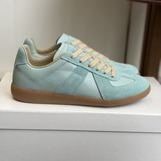 代购级MaisonMargiela MM6 马吉拉 26新色 情侣款 德训鞋 休闲 运动鞋原版购入开发 代购级MaisonMargiela MM6 马吉拉 26新色 情侣款 德训鞋 休闲 运动鞋原版购入开发