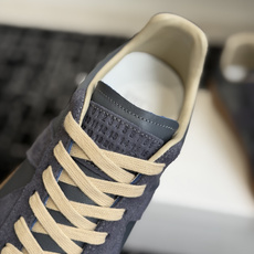代购级MaisonMargiela MM6 马吉拉 26新色 情侣款 德训鞋 休闲 运动鞋原版购入开发 代购级MaisonMargiela MM6 马吉拉 26新色 情侣款 德训鞋 休闲 运动鞋原版购入开发