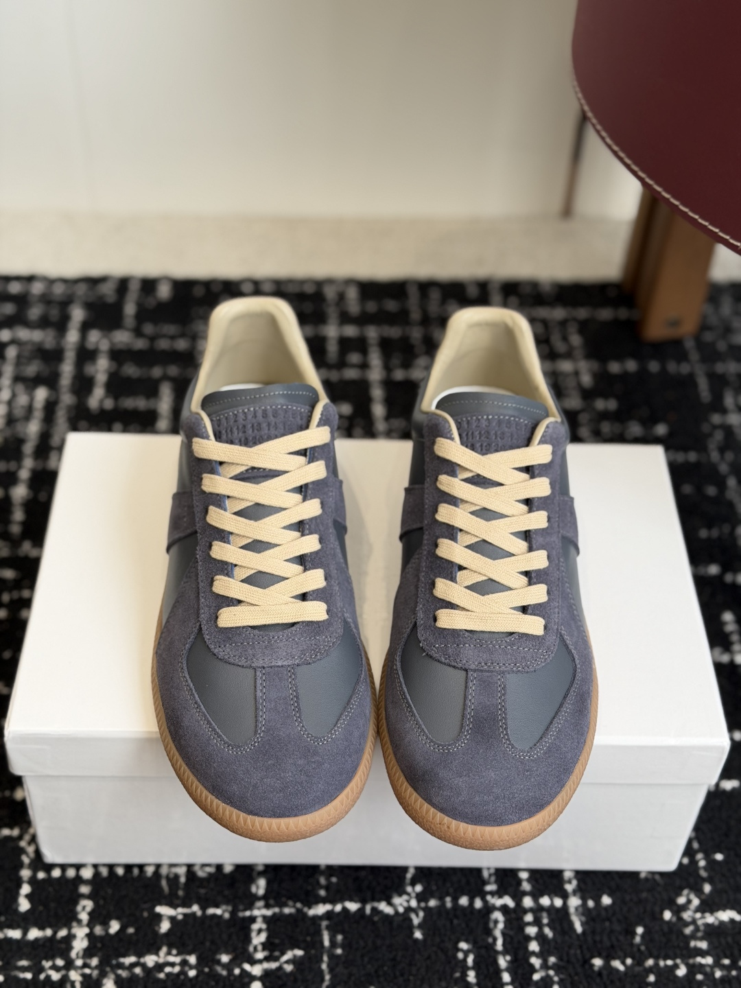 代购级MaisonMargiela MM6 马吉拉 26新色 情侣款  德训鞋 休闲 运动鞋原版购入开发