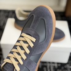 代购级MaisonMargiela MM6 马吉拉 26新色 情侣款 德训鞋 休闲 运动鞋原版购入开发 代购级MaisonMargiela MM6 马吉拉 26新色 情侣款 德训鞋 休闲 运动鞋原版购入开发