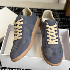 代购级MaisonMargiela MM6 马吉拉 26新色 情侣款 德训鞋 休闲 运动鞋原版购入开发 代购级MaisonMargiela MM6 马吉拉 26新色 情侣款 德训鞋 休闲 运动鞋原版购入开发