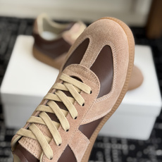 代购级MaisonMargiela MM6 马吉拉 26新色 情侣款 德训鞋 休闲 运动鞋原版购入开发 代购级MaisonMargiela MM6 马吉拉 26新色 情侣款 德训鞋 休闲 运动鞋原版购入开发