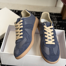 代购级MaisonMargiela MM6 马吉拉 26新色 情侣款 德训鞋 休闲 运动鞋原版购入开发 代购级MaisonMargiela MM6 马吉拉 26新色 情侣款 德训鞋 休闲 运动鞋原版购入开发