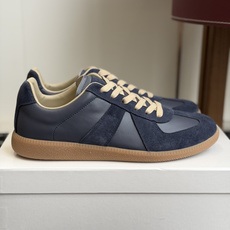 代购级MaisonMargiela MM6 马吉拉 26新色 情侣款 德训鞋 休闲 运动鞋原版购入开发 代购级MaisonMargiela MM6 马吉拉 26新色 情侣款 德训鞋 休闲 运动鞋原版购入开发