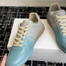 代购级MaisonMargiela MM6 马吉拉 26新色 情侣款 德训鞋 休闲 运动鞋原版购入开发 代购级MaisonMargiela MM6 马吉拉 26新色 情侣款 德训鞋 休闲 运动鞋原版购入开发
