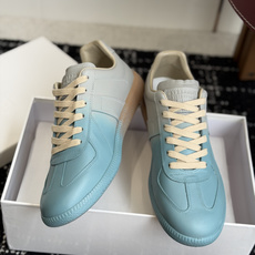 代购级MaisonMargiela MM6 马吉拉 26新色 情侣款 德训鞋 休闲 运动鞋原版购入开发 代购级MaisonMargiela MM6 马吉拉 26新色 情侣款 德训鞋 休闲 运动鞋原版购入开发