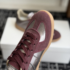 代购级MaisonMargiela MM6 马吉拉 26新色 情侣款 德训鞋 休闲 运动鞋原版购入开发 代购级MaisonMargiela MM6 马吉拉 26新色 情侣款 德训鞋 休闲 运动鞋原版购入开发