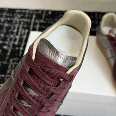 代购级MaisonMargiela MM6 马吉拉 26新色 情侣款 德训鞋 休闲 运动鞋原版购入开发 代购级MaisonMargiela MM6 马吉拉 26新色 情侣款 德训鞋 休闲 运动鞋原版购入开发