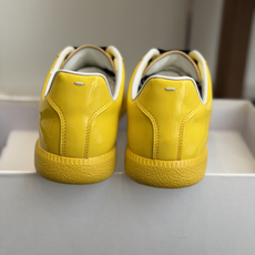 代购级MaisonMargiela MM6 马吉拉 26新色 情侣款 德训鞋 休闲 运动鞋原版购入开发 代购级MaisonMargiela MM6 马吉拉 26新色 情侣款 德训鞋 休闲 运动鞋原版购入开发