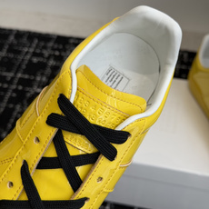 代购级MaisonMargiela MM6 马吉拉 26新色 情侣款 德训鞋 休闲 运动鞋原版购入开发 代购级MaisonMargiela MM6 马吉拉 26新色 情侣款 德训鞋 休闲 运动鞋原版购入开发
