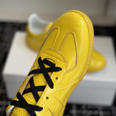代购级MaisonMargiela MM6 马吉拉 26新色 情侣款 德训鞋 休闲 运动鞋原版购入开发 代购级MaisonMargiela MM6 马吉拉 26新色 情侣款 德训鞋 休闲 运动鞋原版购入开发