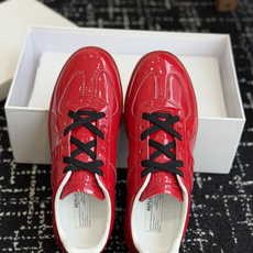 代购级MaisonMargiela MM6 马吉拉 26新色 情侣款 德训鞋 休闲 运动鞋原版购入开发 代购级MaisonMargiela MM6 马吉拉 26新色 情侣款 德训鞋 休闲 运动鞋原版购入开发