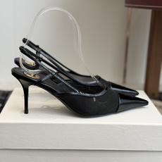 代购级YSL 圣罗兰 SAINT LAURENT 26新款凉鞋圣罗兰春夏新款 Melody 细跟 尖头 代购级YSL 圣罗兰 SAINT LAURENT 26新款凉鞋圣罗兰春夏新款 Melody 细跟 尖头
