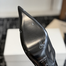 代购级YSL 圣罗兰 SAINT LAURENT 26新款凉鞋圣罗兰春夏新款 Melody 细跟 尖头 代购级YSL 圣罗兰 SAINT LAURENT 26新款凉鞋圣罗兰春夏新款 Melody 细跟 尖头
