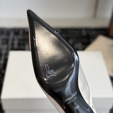 代购级YSL 圣罗兰 SAINT LAURENT 26新款凉鞋圣罗兰春夏新款 Melody 细跟 尖头 代购级YSL 圣罗兰 SAINT LAURENT 26新款凉鞋圣罗兰春夏新款 Melody 细跟 尖头