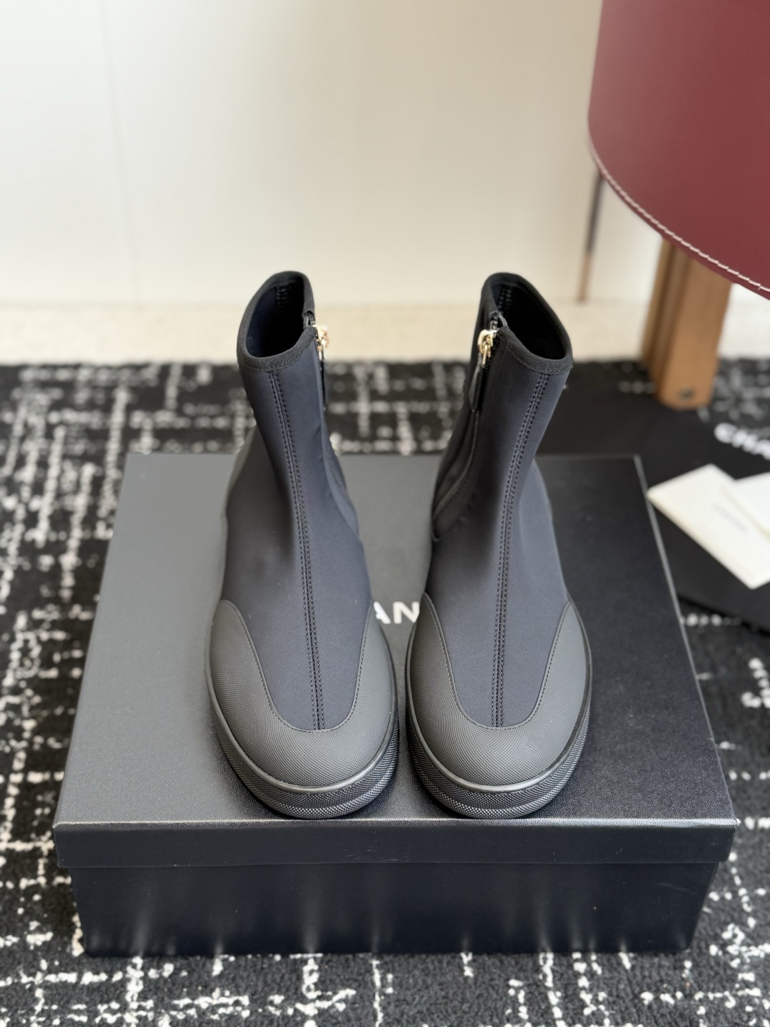 NO:904158,Dongguan purchasing agent Chanel 2026 latest SS hot-selling Snow White short boots, white stretch lambskin, a slimming leg weapon, very stunning on the feet!  Makes you look taller and slimmer. Recommended by many celebrities and major bloggers. Fabric: stretch lambskin foot pads, imported sheepskin Size#35-40 (40, custom made, non-returnable), boots, chanel, boots, sheepskin19860909东莞代购级 chanel 2026最新款ss爆款白雪公主短靴 白色弹力小羊皮,瘦腿神器,上脚很是惊艳的！ 巨显高显瘦.众多明星、各大博主推荐 面料弹力小羊皮垫脚进口羊皮 Size#35-40（40 订做不退换),靴子,chanel,boots,sheepskin,Women's Shoes