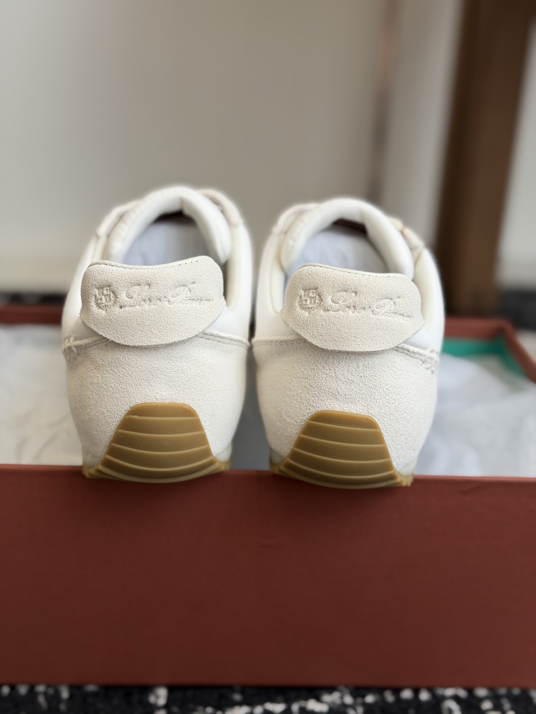 代购级lp纯手工制作，2026最新配色，时尚休闲运动德训鞋‼️来自意大利的它追求质量和手工，融创新技术与