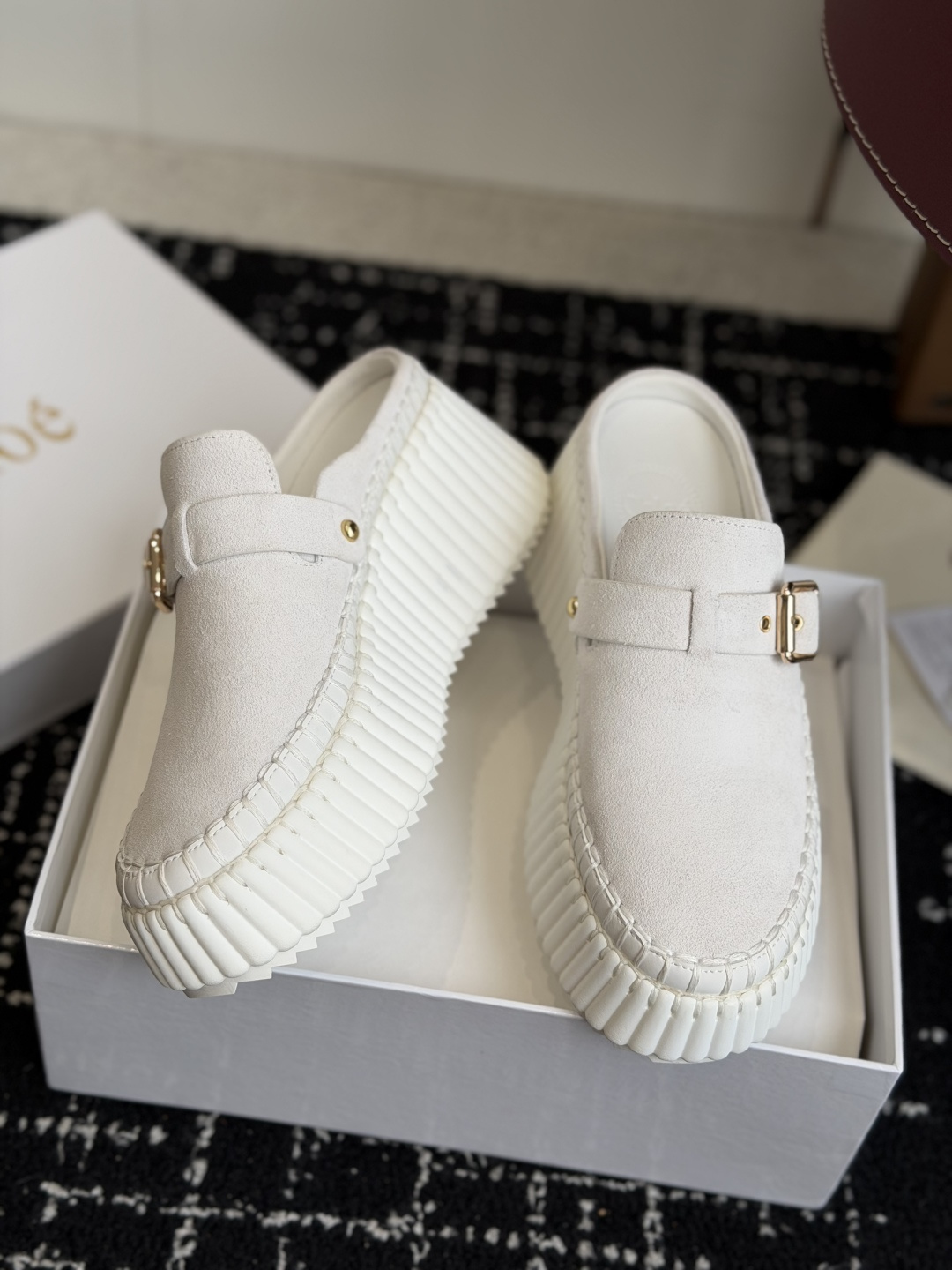 代购级Chloe  克洛伊/蔻依 26ss 春夏季季新款 厚底小白鞋 休闲鞋原版鞋底，全手工穿线，所有的