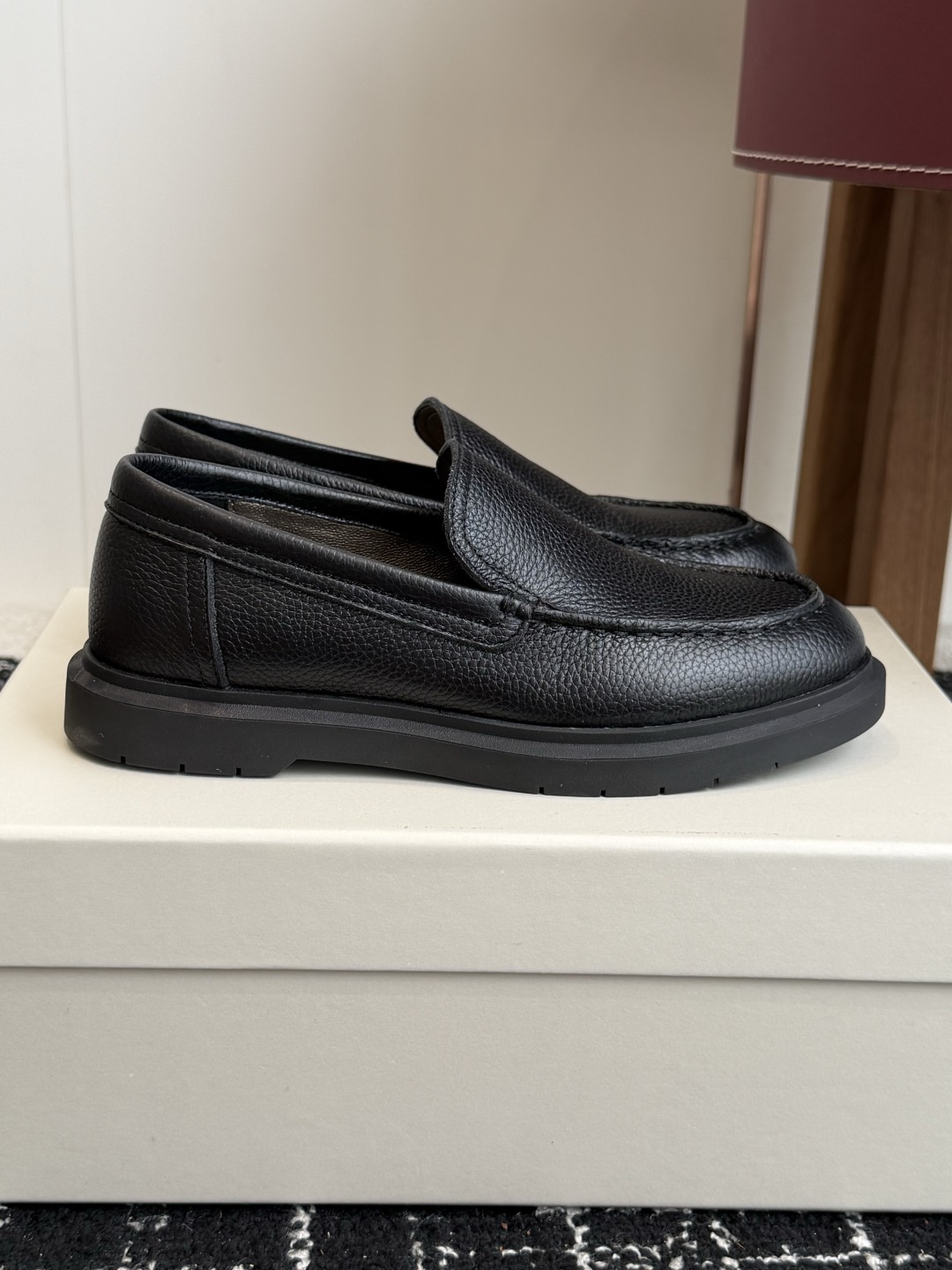 代购级Brunello Cucinelli 26ss 秋冬新款复古乐福鞋‼BC是意大利知名品牌，极简主义
