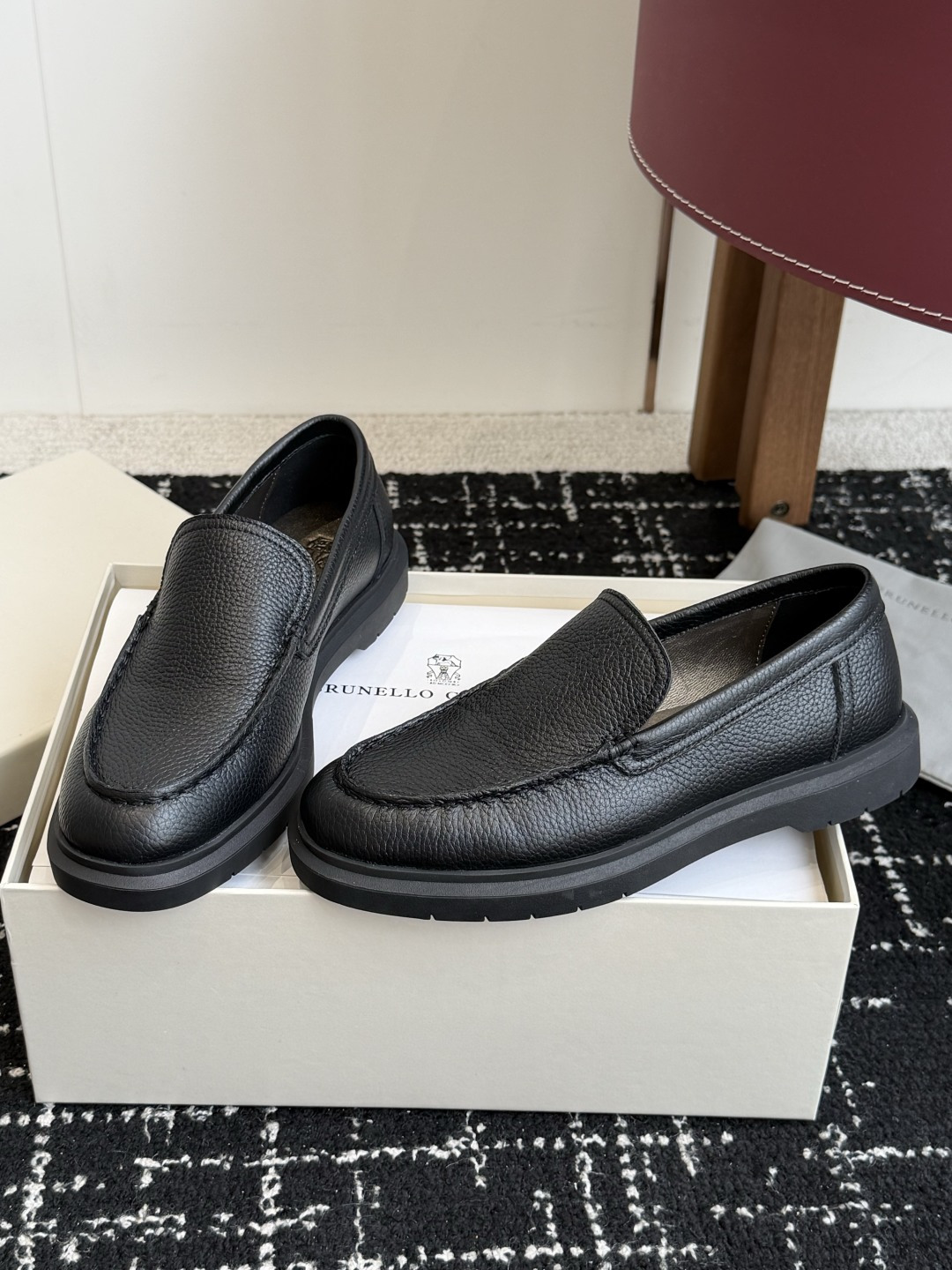 代购级Brunello Cucinelli 26ss 秋冬新款复古乐福鞋‼BC是意大利知名品牌，极简主义