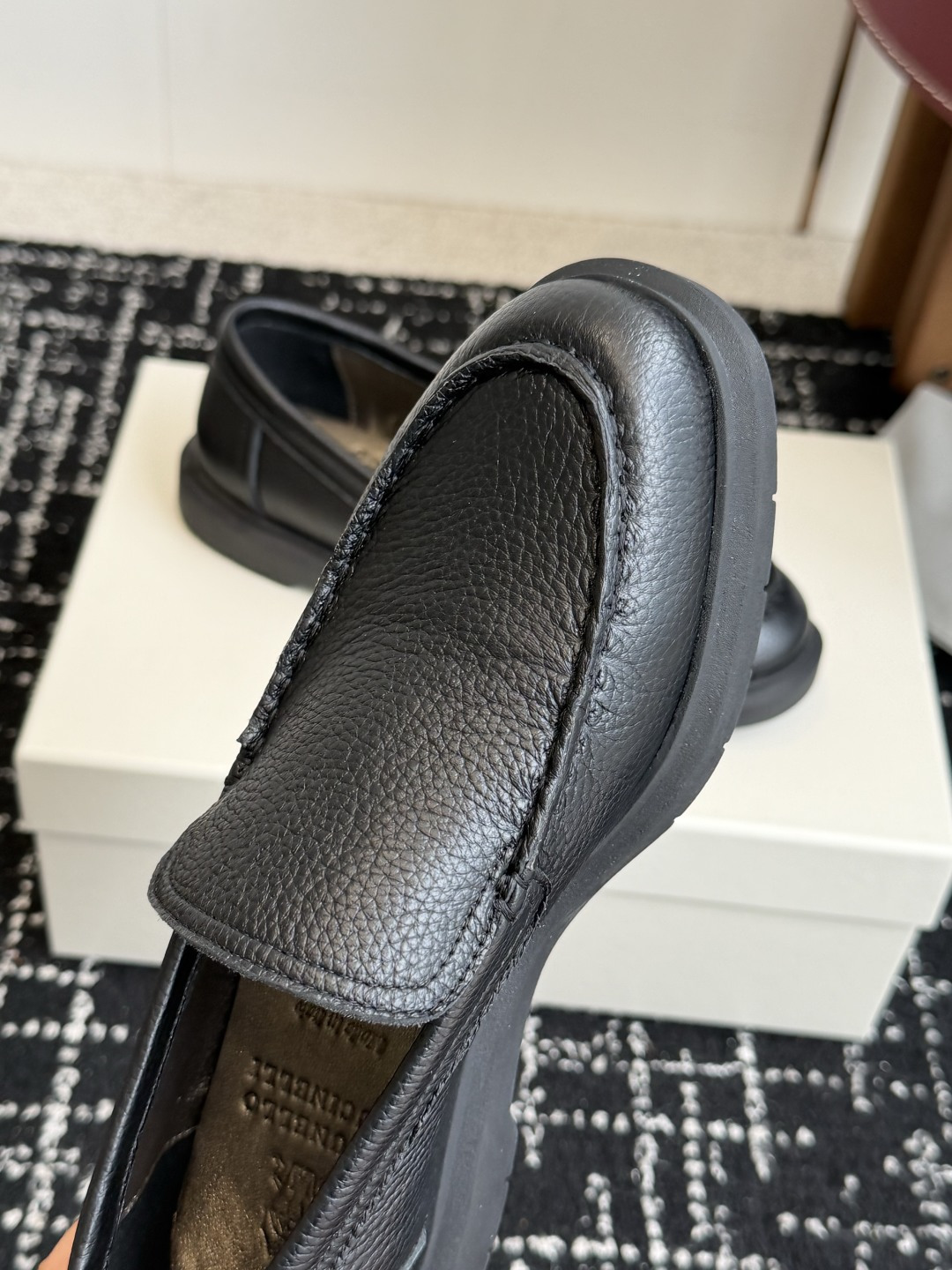 代购级Brunello Cucinelli 26ss 秋冬新款复古乐福鞋‼BC是意大利知名品牌，极简主义