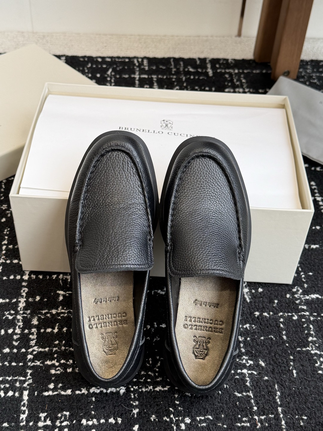 代购级Brunello Cucinelli 26ss 秋冬新款复古乐福鞋‼BC是意大利知名品牌，极简主义