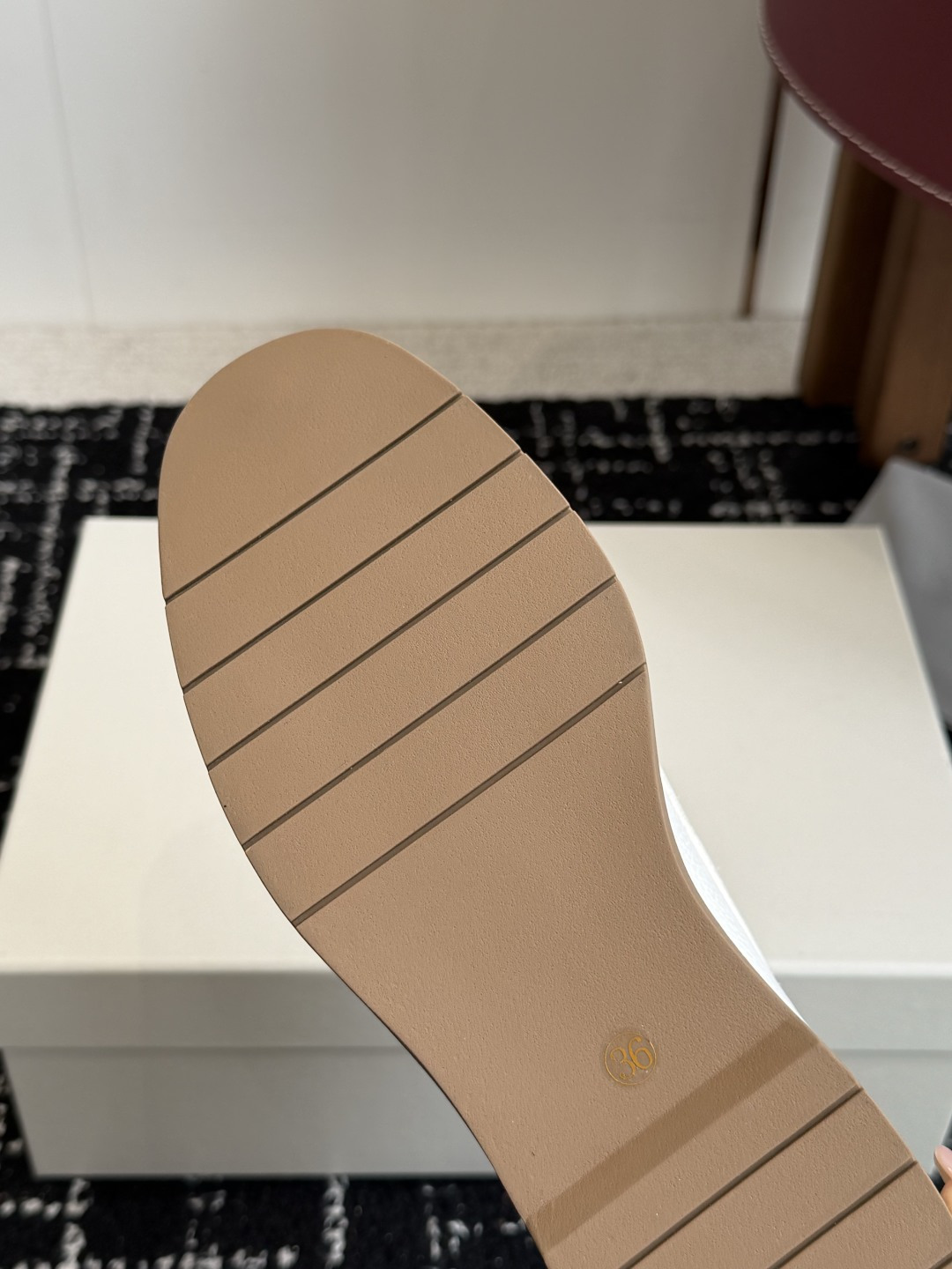 代购级Brunello Cucinelli 26ss 秋冬新款复古乐福鞋‼BC是意大利知名品牌，极简主义