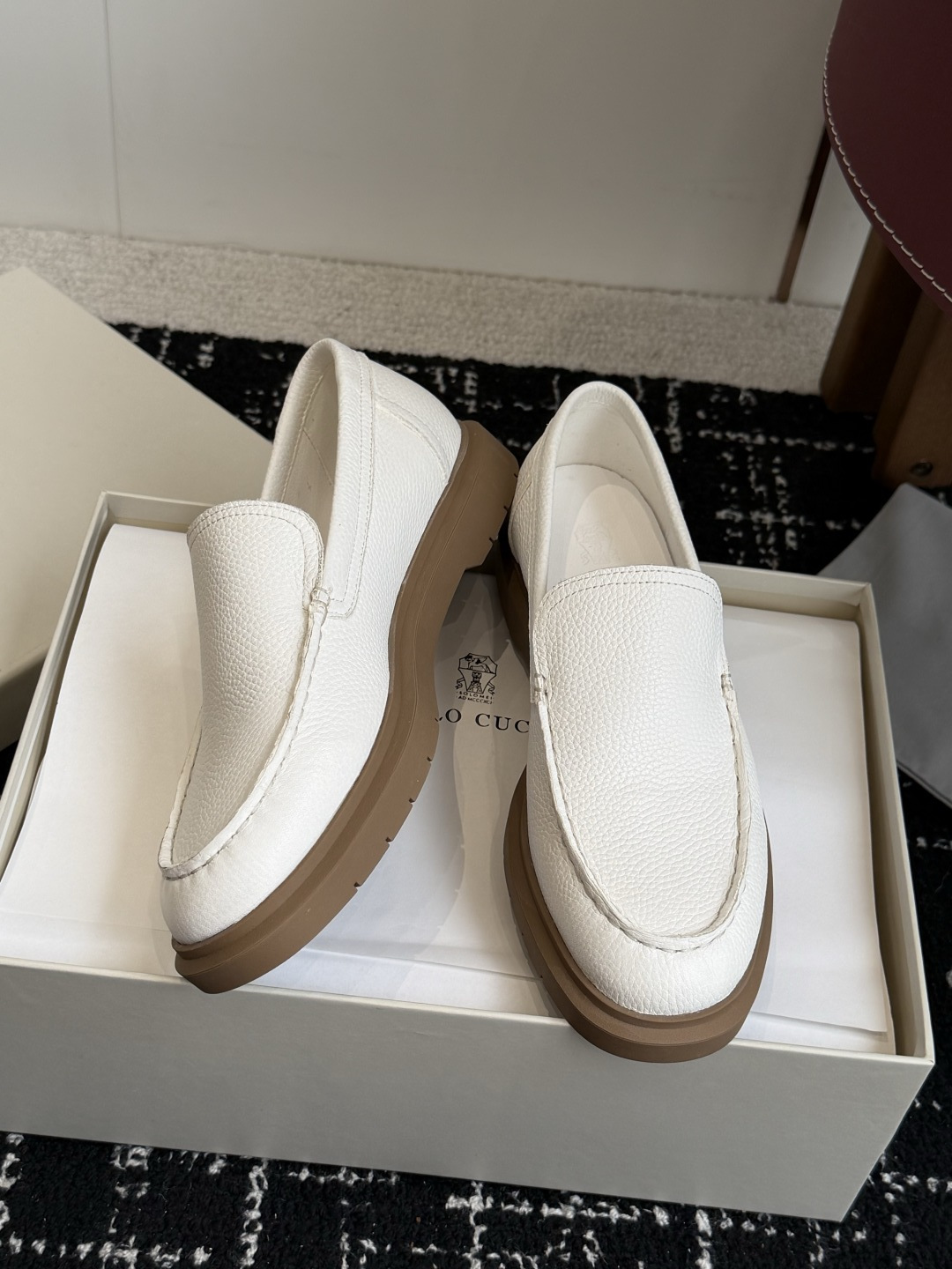 代购级Brunello Cucinelli 26ss 秋冬新款复古乐福鞋‼BC是意大利知名品牌，极简主义