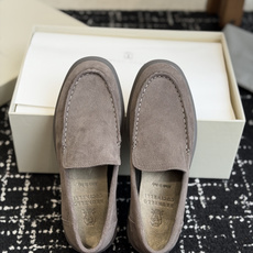 代购级Brunello Cucinelli 26ss 秋冬新款复古乐福鞋‼BC是意大利知名品牌,极简主义 代购级Brunello Cucinelli 26ss 秋冬新款复古乐福鞋‼BC是意大利知名品牌,极简主义
