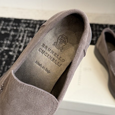 代购级Brunello Cucinelli 26ss 秋冬新款复古乐福鞋‼BC是意大利知名品牌,极简主义 代购级Brunello Cucinelli 26ss 秋冬新款复古乐福鞋‼BC是意大利知名品牌,极简主义