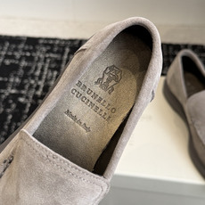 代购级Brunello Cucinelli 26ss 秋冬新款复古乐福鞋‼BC是意大利知名品牌,极简主义 代购级Brunello Cucinelli 26ss 秋冬新款复古乐福鞋‼BC是意大利知名品牌,极简主义