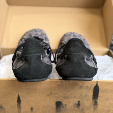 东莞代购级COACH 蔻驰经典玛丽珍休闲款这款是COACH推出的Soft Sneaker经典德训风,属于 东莞代购级COACH 蔻驰经典玛丽珍休闲款这款是COACH推出的Soft Sneaker经典德训风,属于