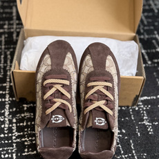 东莞代购级COACH 蔻驰经典SOFT情侣款休闲运动鞋这款是COACH推出的Soft Sneaker经典 东莞代购级COACH 蔻驰经典SOFT情侣款休闲运动鞋这款是COACH推出的Soft Sneaker经典