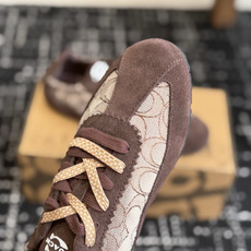 东莞代购级COACH 蔻驰经典SOFT情侣款休闲运动鞋这款是COACH推出的Soft Sneaker经典 东莞代购级COACH 蔻驰经典SOFT情侣款休闲运动鞋这款是COACH推出的Soft Sneaker经典