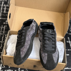 东莞代购级COACH 蔻驰经典SOFT情侣款休闲运动鞋这款是COACH推出的Soft Sneaker经典 东莞代购级COACH 蔻驰经典SOFT情侣款休闲运动鞋这款是COACH推出的Soft Sneaker经典