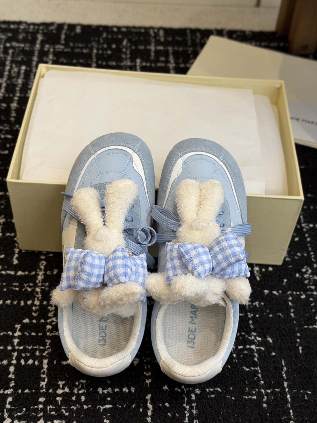 代购级小众品牌13DEMARZO 26ss新款 立体玩偶 溶解鞋 休闲鞋立体小熊玩偶溶解鞋 这双鞋采用独