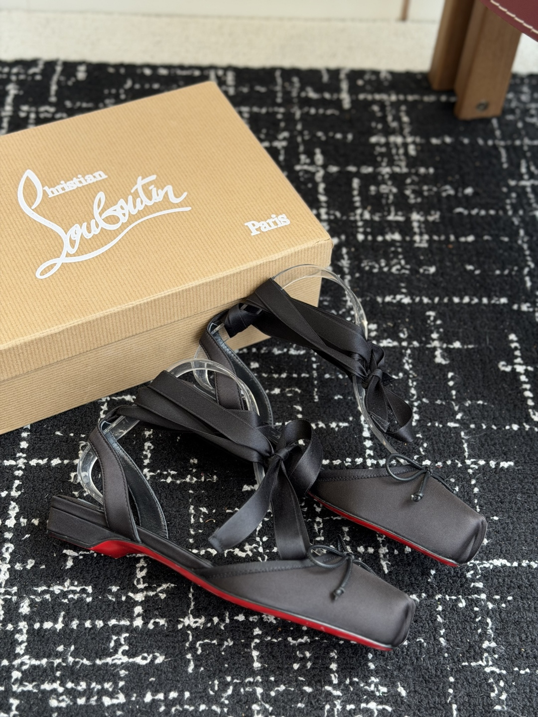 代购级Christian Louboutin 春夏新款时装走秀芭蕾蝴蝶结高跟单鞋 CL红底永远的YYDS