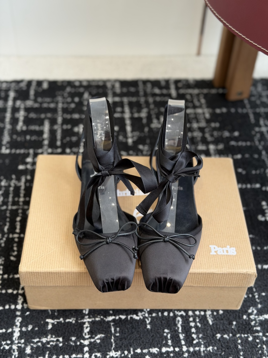 代购级Christian Louboutin 春夏新款时装走秀芭蕾蝴蝶结高跟单鞋 CL红底永远的YYDS