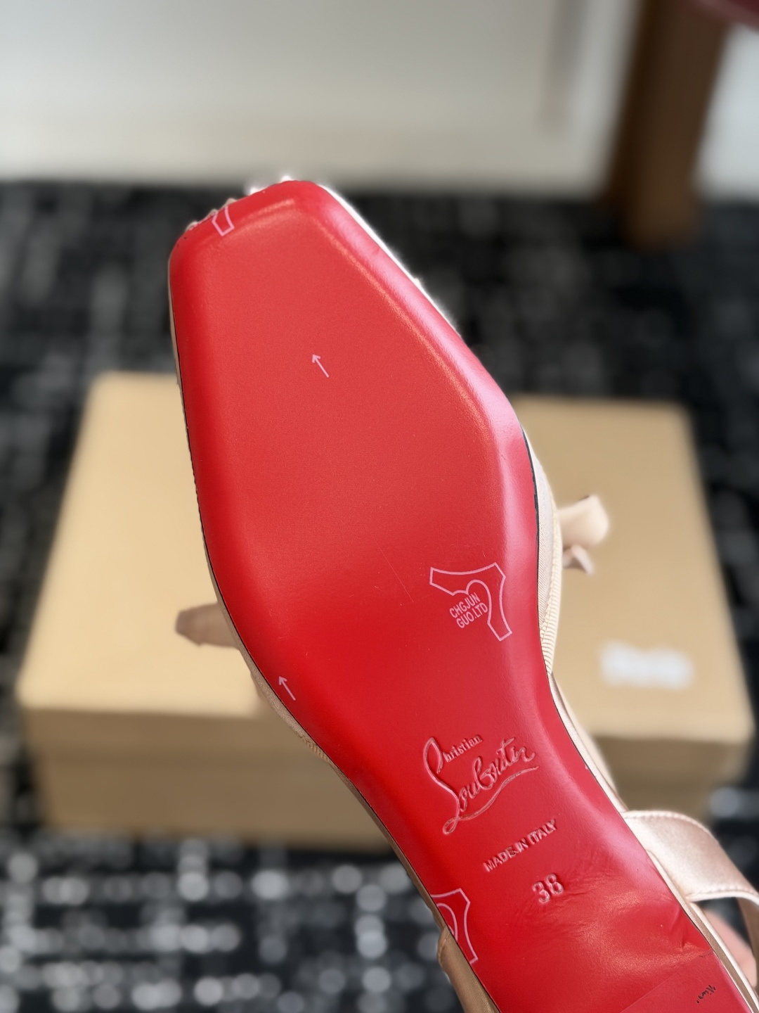 代购级Christian Louboutin 春夏新款时装走秀芭蕾蝴蝶结高跟单鞋 CL红底永远的YYDS