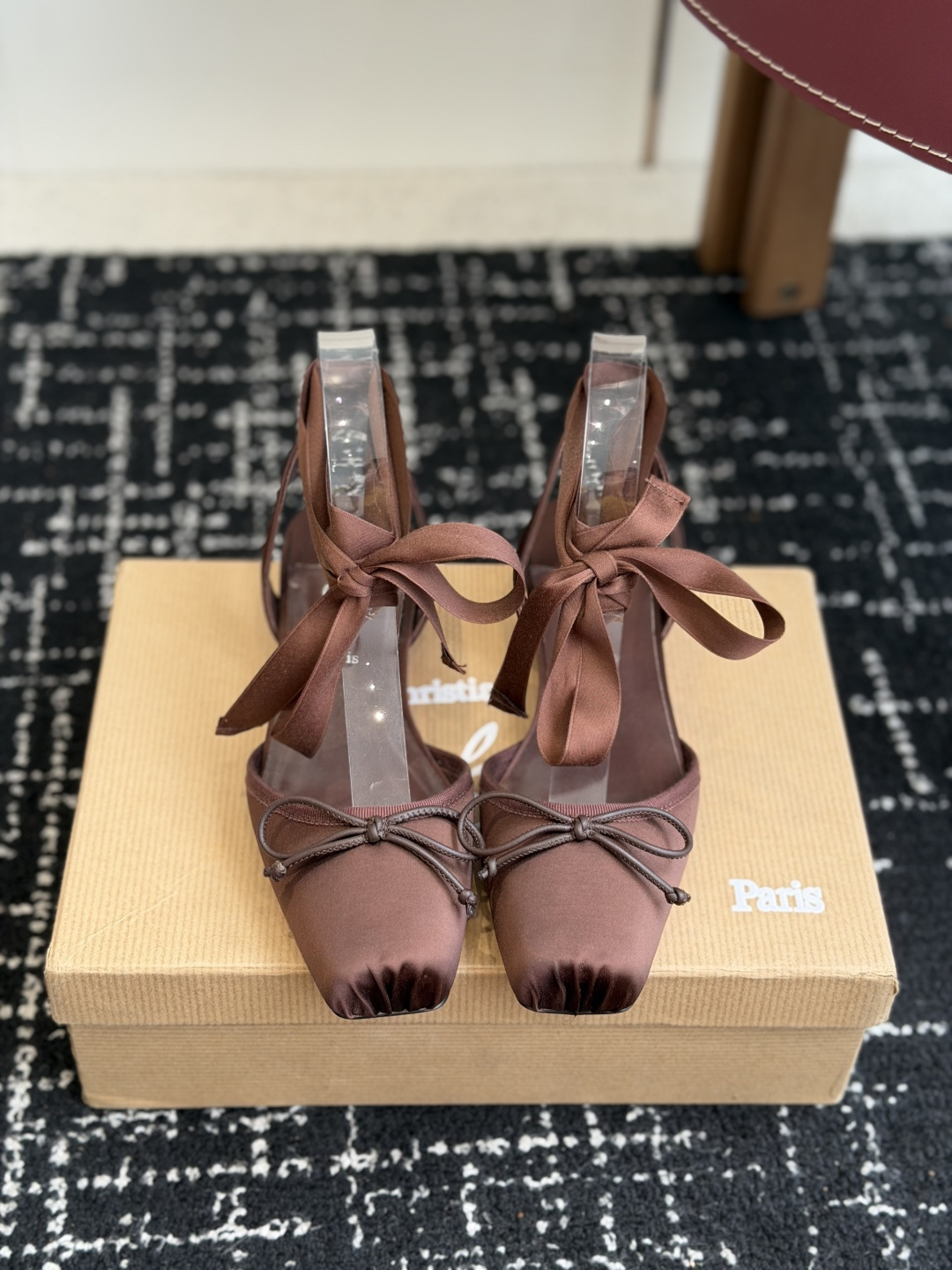代购级Christian Louboutin 春夏新款时装走秀芭蕾蝴蝶结高跟单鞋 CL红底永远的YYDS