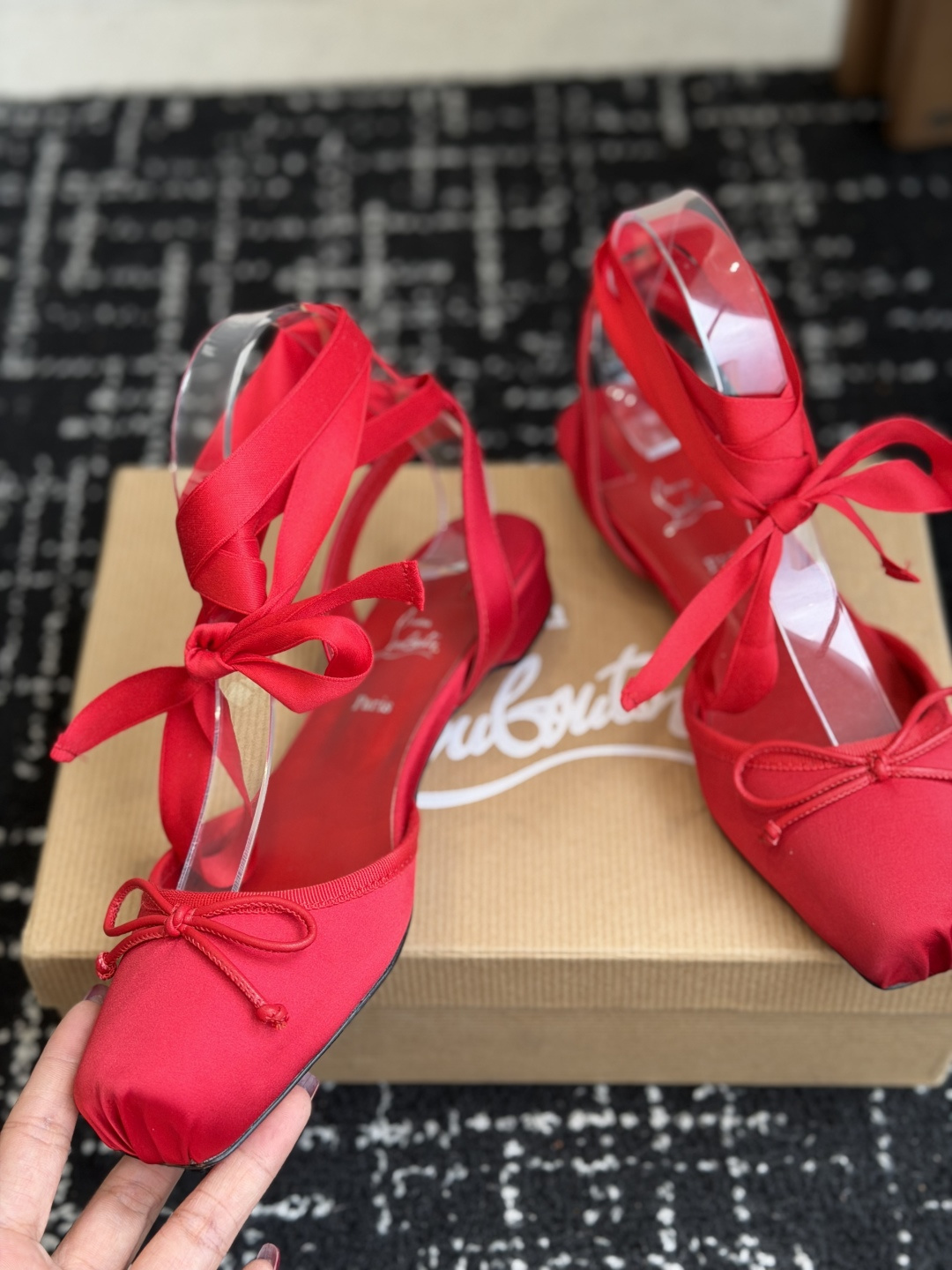 代购级Christian Louboutin 春夏新款时装走秀芭蕾蝴蝶结高跟单鞋 CL红底永远的YYDS