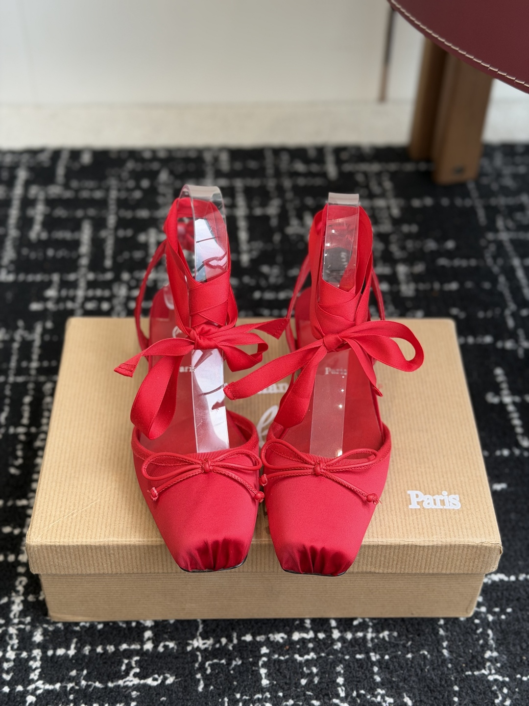 代购级Christian Louboutin 春夏新款时装走秀芭蕾蝴蝶结高跟单鞋 CL红底永远的YYDS