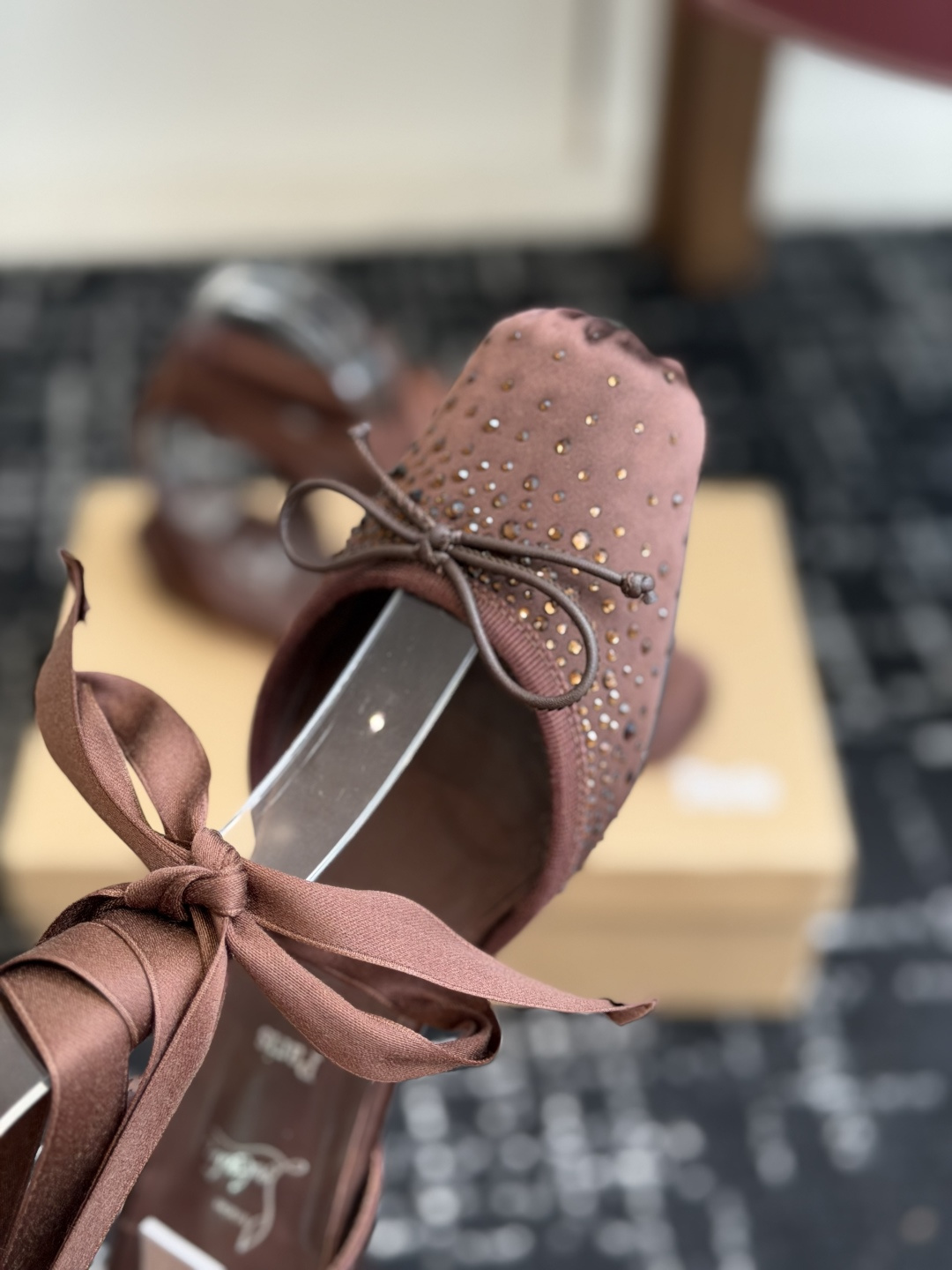 代购级Christian Louboutin 春夏新款时装走秀芭蕾蝴蝶结高跟单鞋 CL红底永远的YYDS