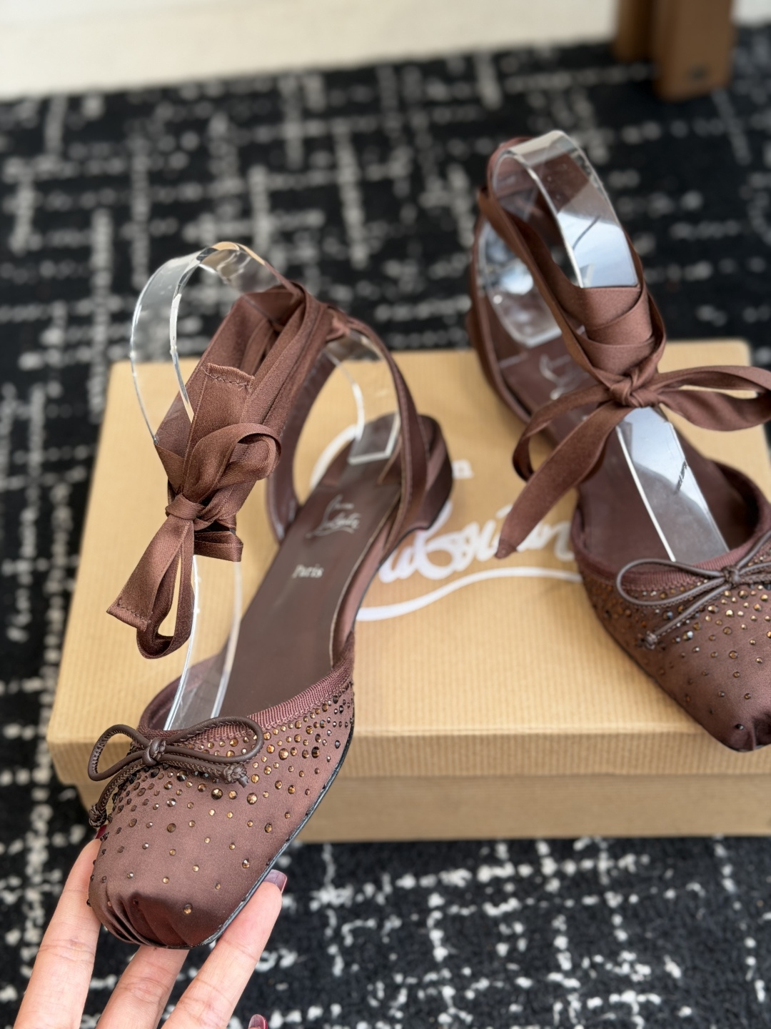 代购级Christian Louboutin 春夏新款时装走秀芭蕾蝴蝶结高跟单鞋 CL红底永远的YYDS
