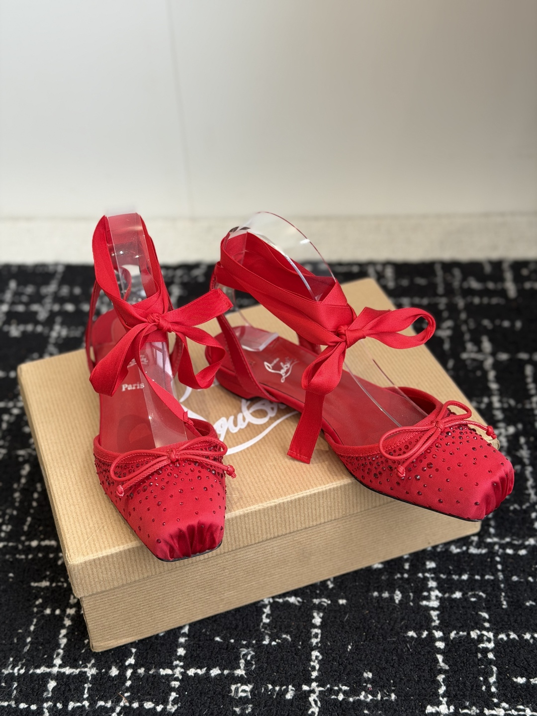 代购级Christian Louboutin 春夏新款时装走秀芭蕾蝴蝶结高跟单鞋 CL红底永远的YYDS